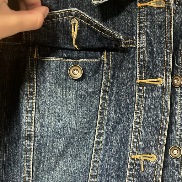 Large jean jacket - Picture 4 of 5